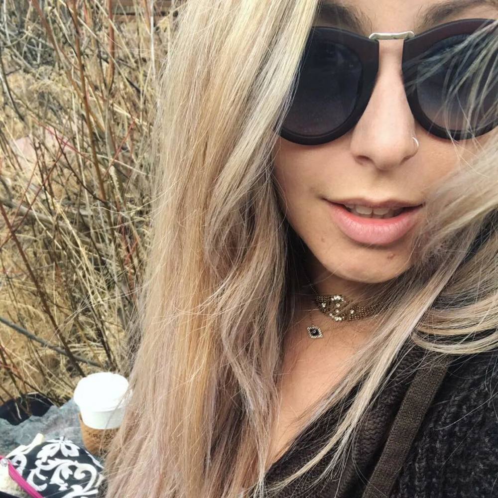 Meet your Posher, Ariana